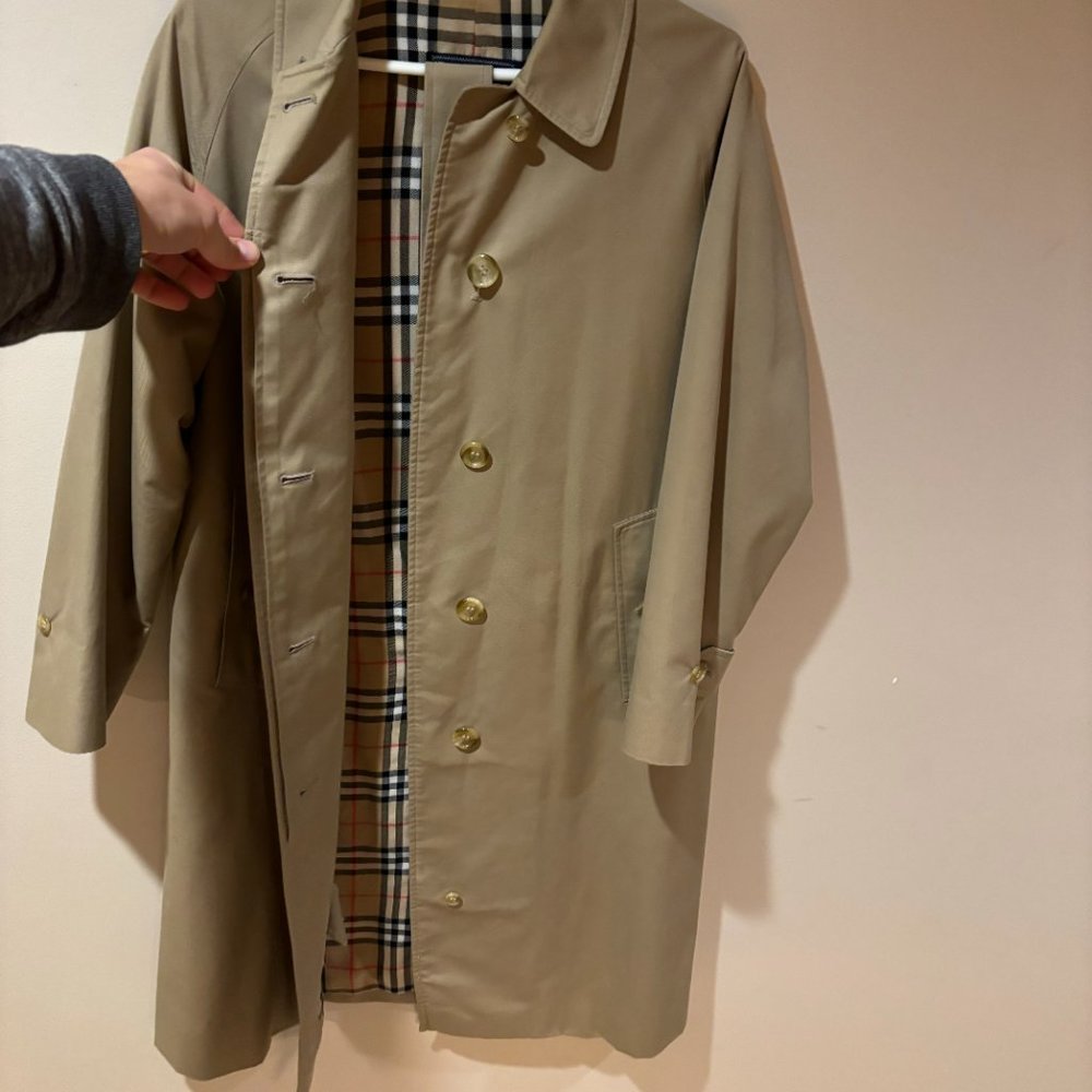 Vintage Burberry Trench Coat British Made in England - 10 Long, Beige Tan - Picture 12 of 16